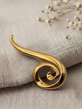 Vintage Gold Tone Modernist Spiral Swirl Brooch